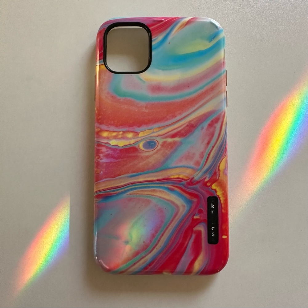 Iphone 11 Akna Case abstract rainbow bubble palette lines red, yellow, blue